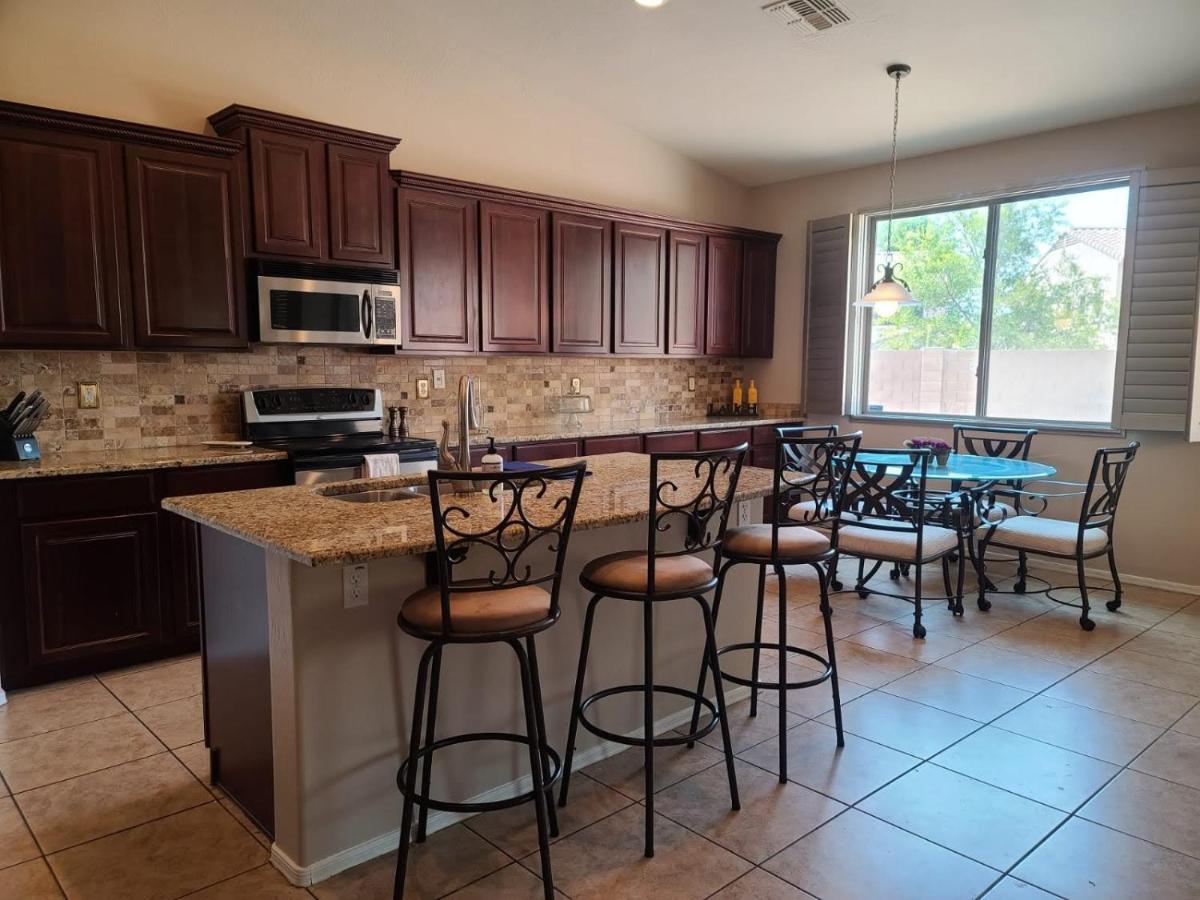 Phoenix II Minutes To Airport And Downtown المظهر الخارجي الصورة